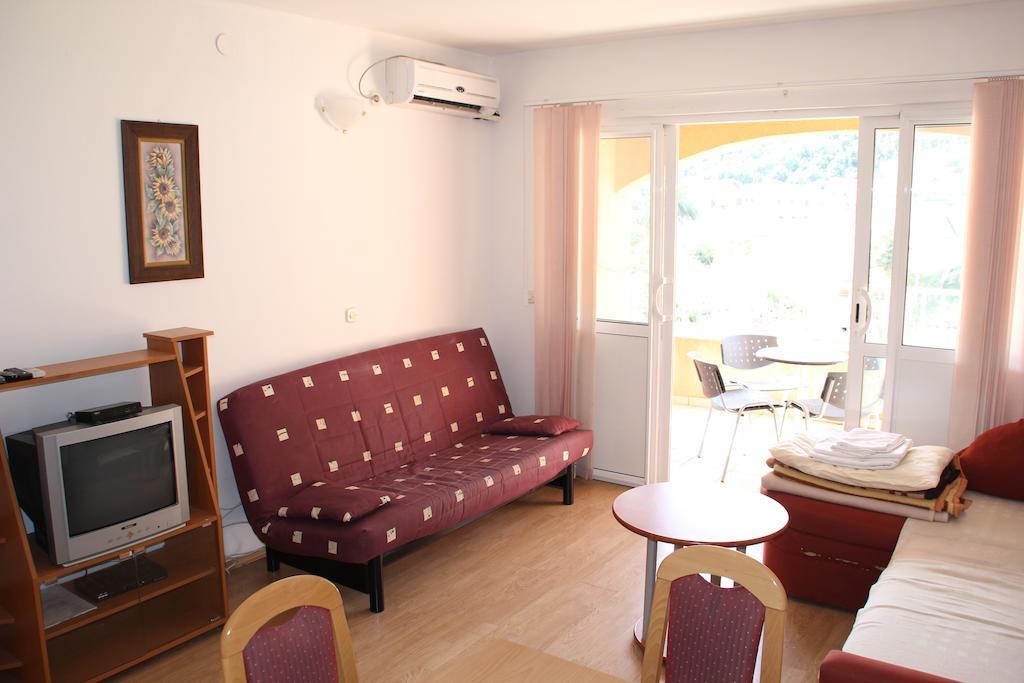 טרפאניי Guest House Katic חדר תמונה