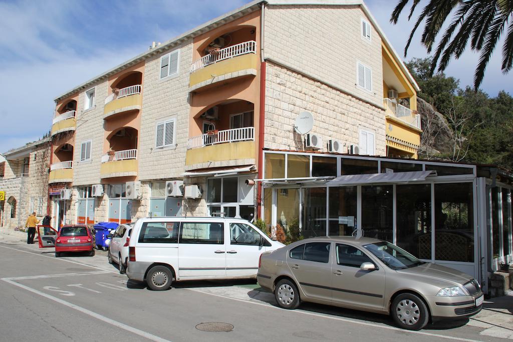 טרפאניי Guest House Katic מראה חיצוני תמונה