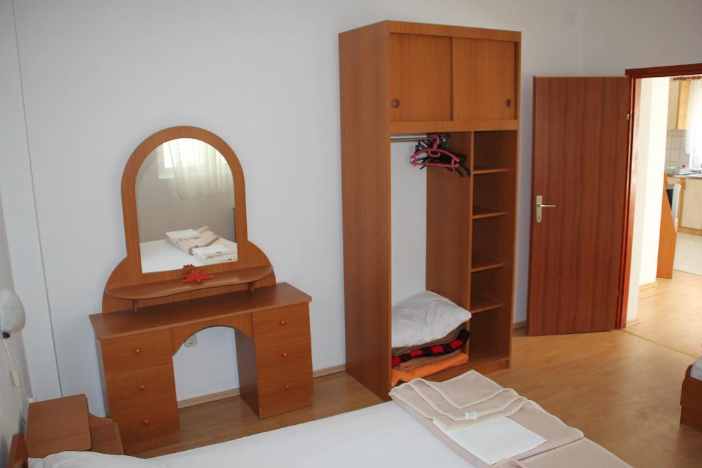 טרפאניי Guest House Katic חדר תמונה